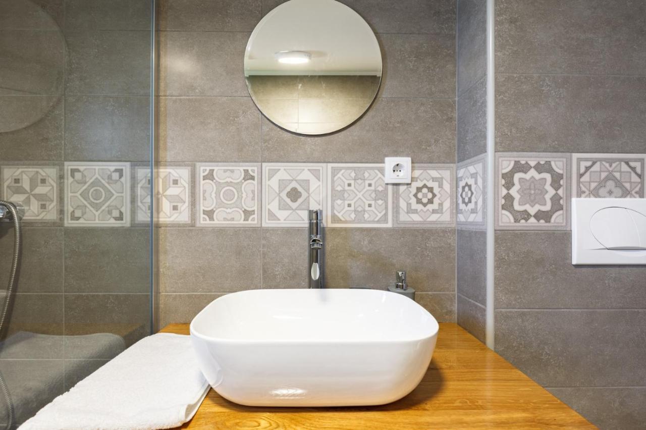 גולובאץ Apartmani Porto מראה חיצוני תמונה
