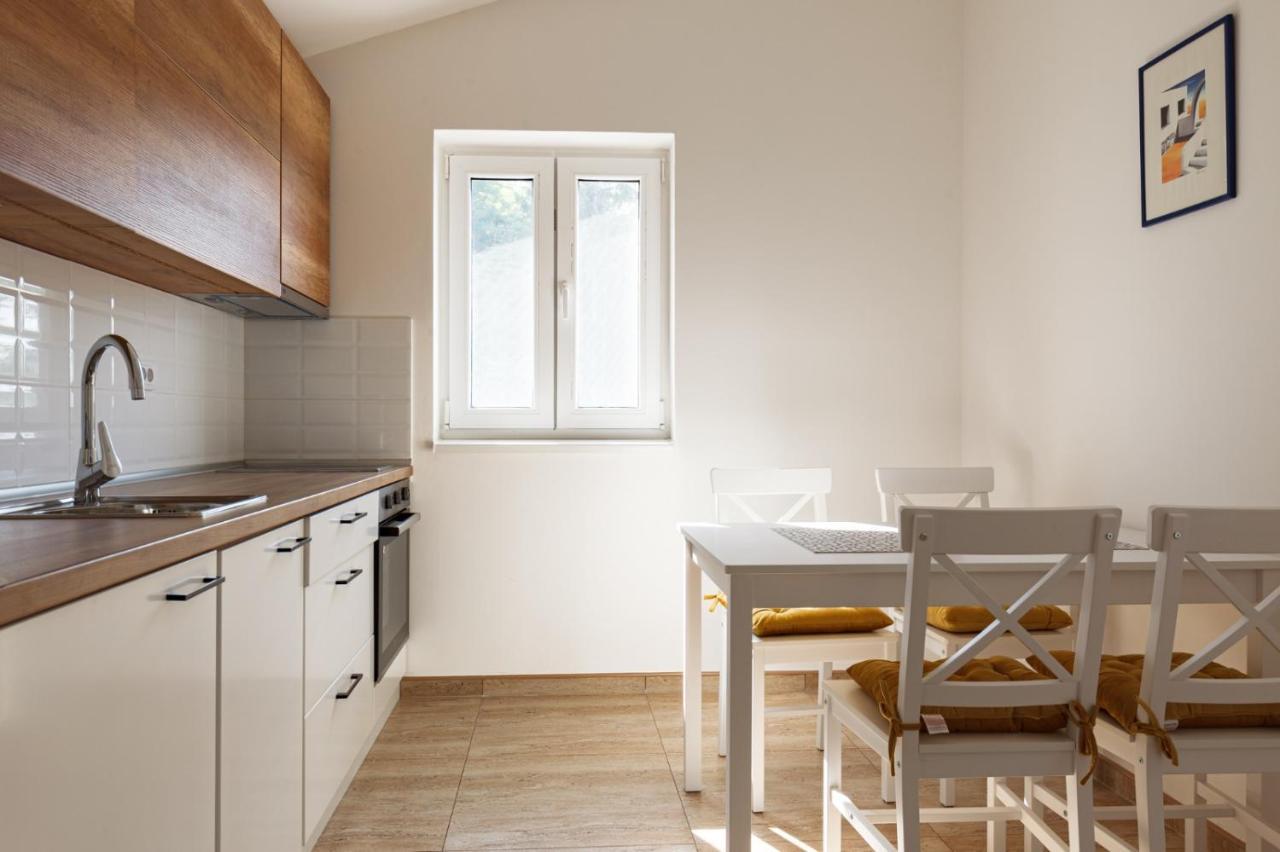 גולובאץ Apartmani Porto מראה חיצוני תמונה